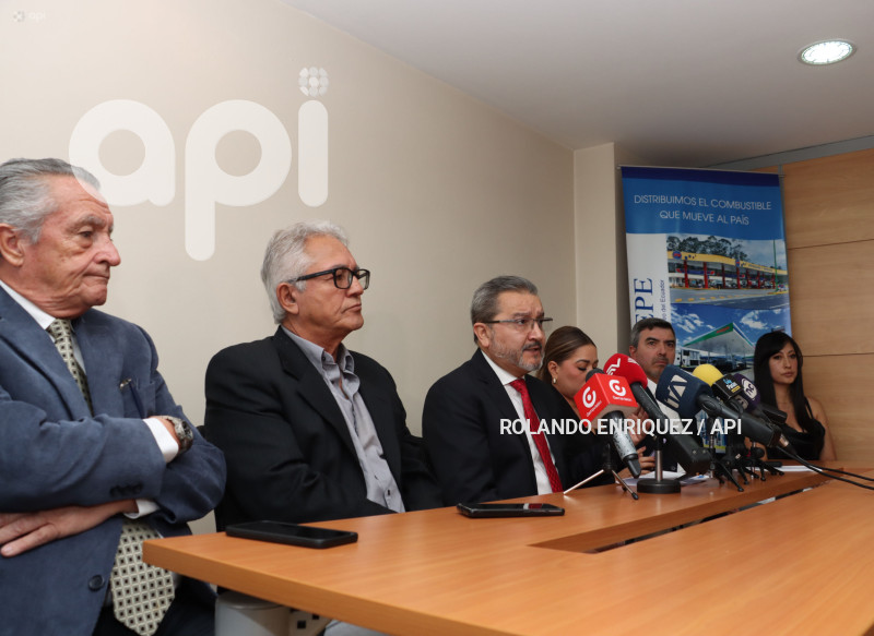 RUEDA-PRENSA-DISTRIBUIDORES-COMBUSTIBLES