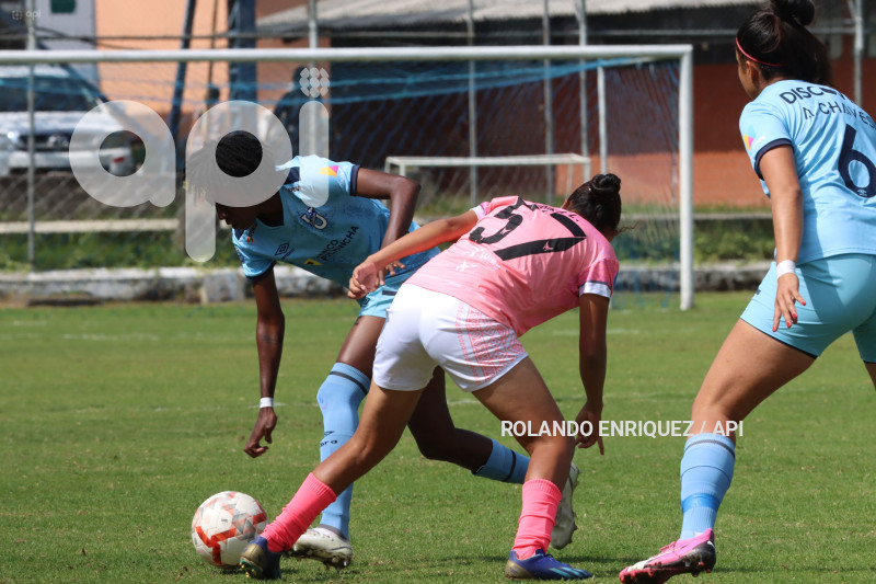 FBL-SUPERLIGA-FEMENINA-CATOLICA-NANAS