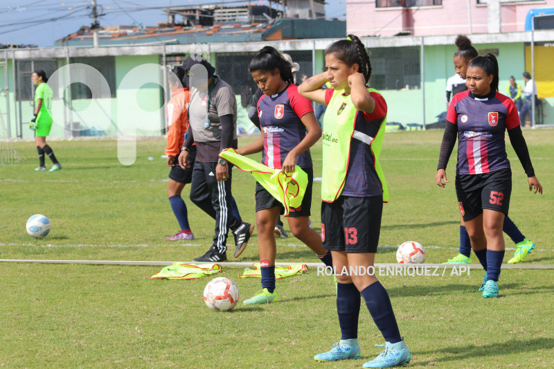 FBL-SUPERLIGA-FEMENINA-ESPUCE-DEP-IBARRA