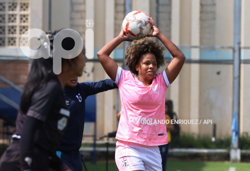 FBL-SUPERLIGA-FEMENINA-CATOLICA-NANAS