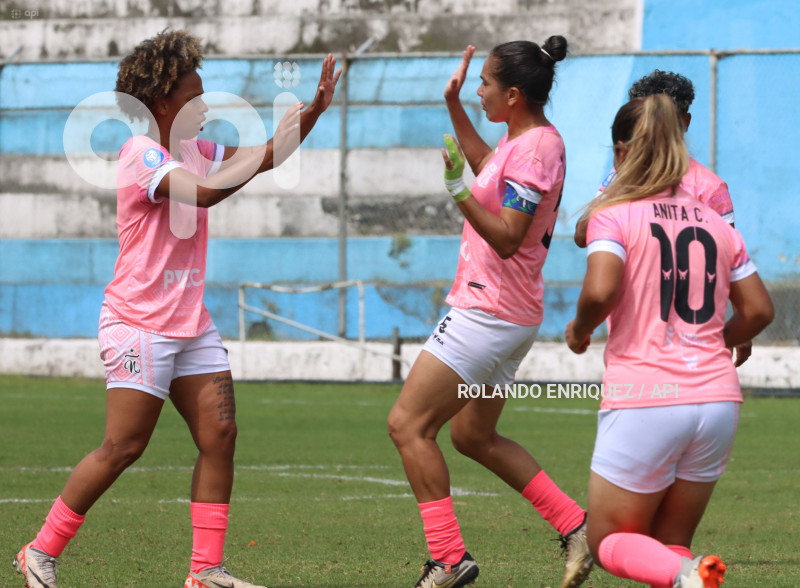 FBL-SUPERLIGA-FEMENINA-CATOLICA-NANAS