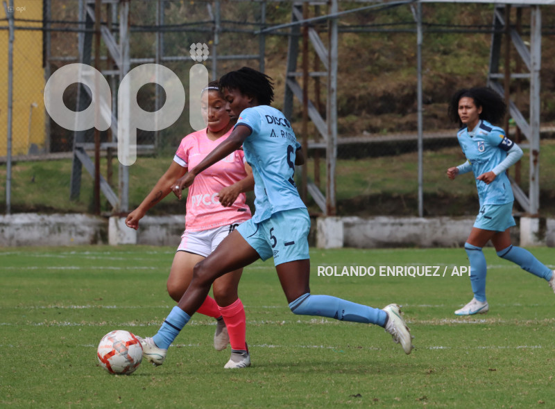 FBL-SUPERLIGA-FEMENINA-CATOLICA-NANAS