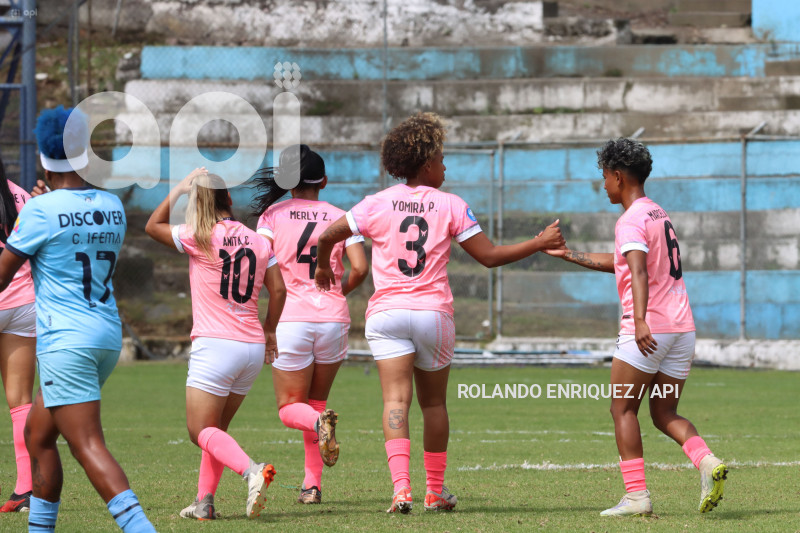 FBL-SUPERLIGA-FEMENINA-CATOLICA-NANAS