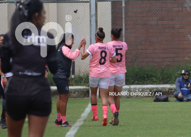 FBL-SUPERLIGA-FEMENINA-CATOLICA-NANAS