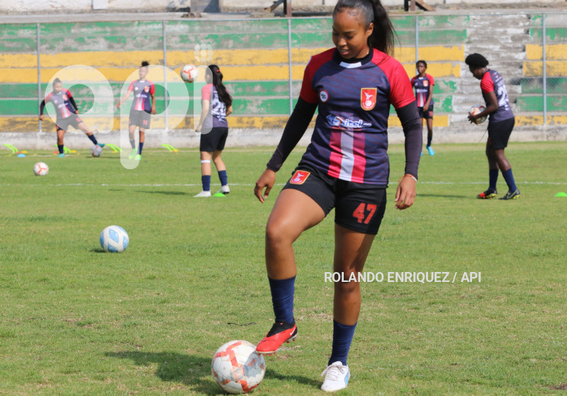 FBL-SUPERLIGA-FEMENINA-ESPUCE-DEP-IBARRA