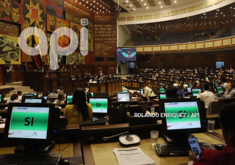 ASAMBLEA-RESOLUCION-EXPRESIONES-NOBOA