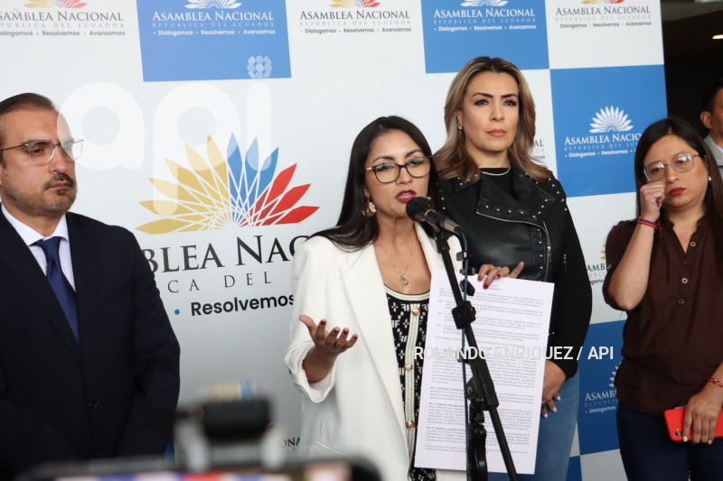 ASAMBLEA-RESOLUCION-EXPRESIONES-NOBOA