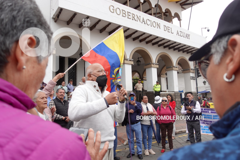 CUENCA-PROTESTA JUBILADOR