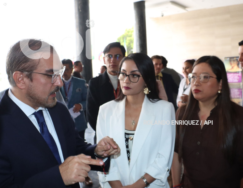 ASAMBLEA-RESOLUCION-EXPRESIONES-NOBOA