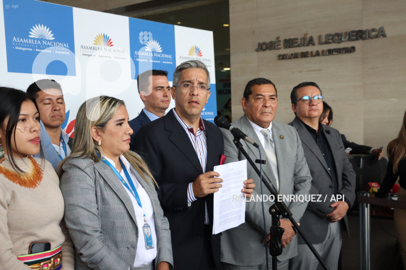 ASAMBLEA-RESOLUCION-EXPRESIONES-NOBOA