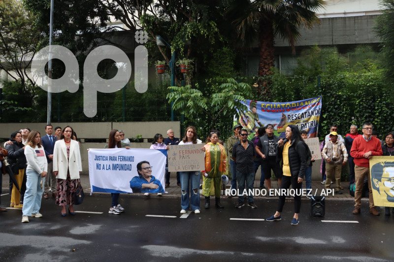 FAMILIARES-VILLAVICENCIO-FISCALIA