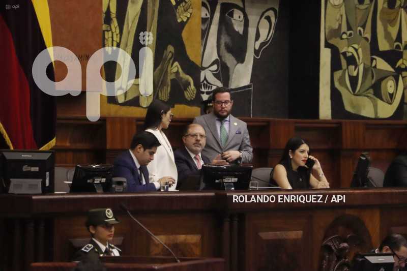 ASAMBLEA-RESOLUCION-EXPRESIONES-NOBOA