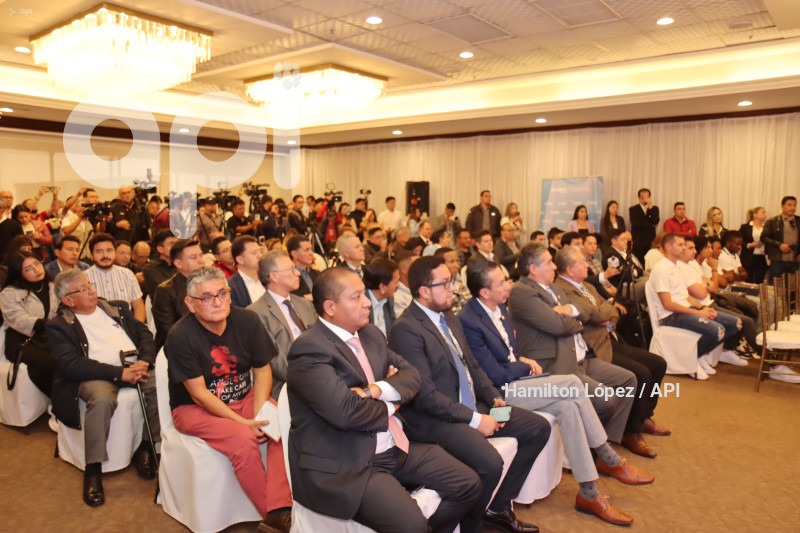 UIO LDU PRESENTA NUEVO DT