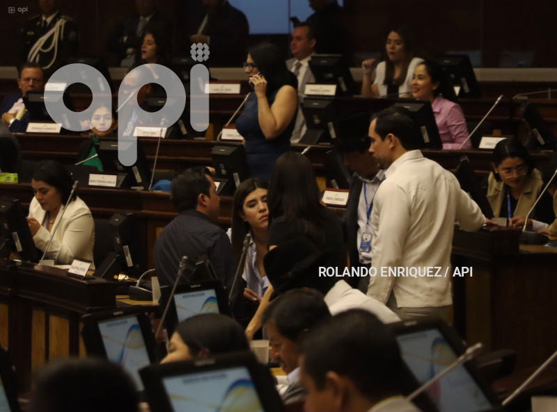 ASAMBLEA-RESOLUCION-EXPRESIONES-NOBOA