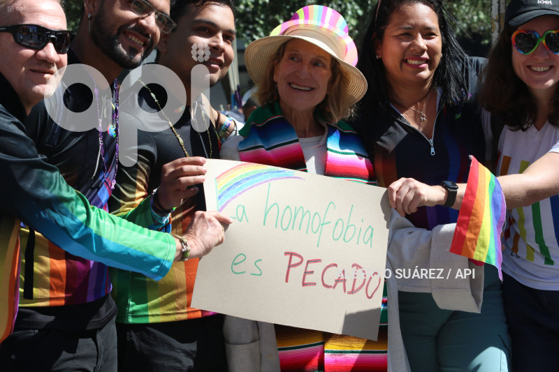 MARCHA-ORGULLO-INVERSO