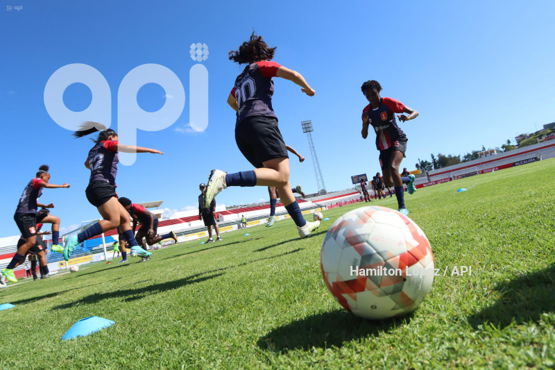 FBL-SUPERLIGA-FEMENINA-ECUABET-IBARRA-DRAGONAS