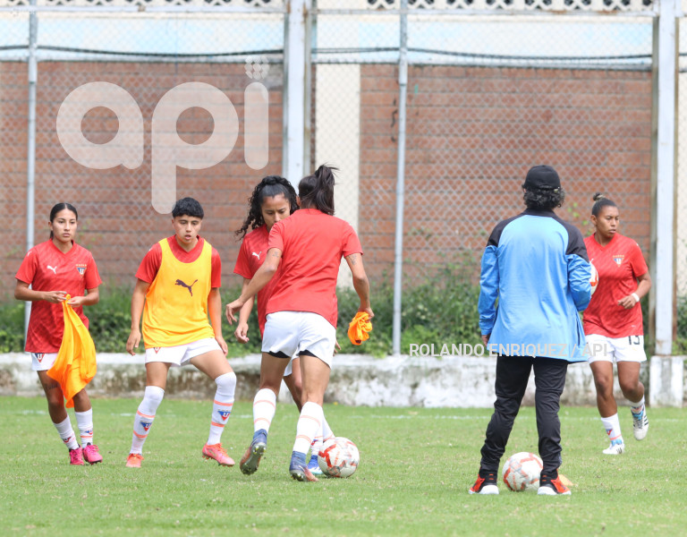 FBL-SUPERLIGA-FEMENINA-NACIONAL-LDU