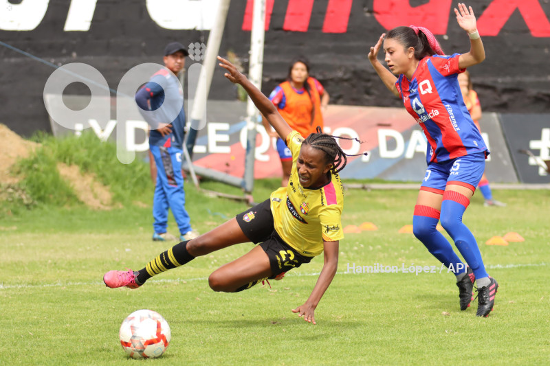 FBL-SUPERLIGA-FEMENINA-ECUABET-QUITO-BARCELONA
