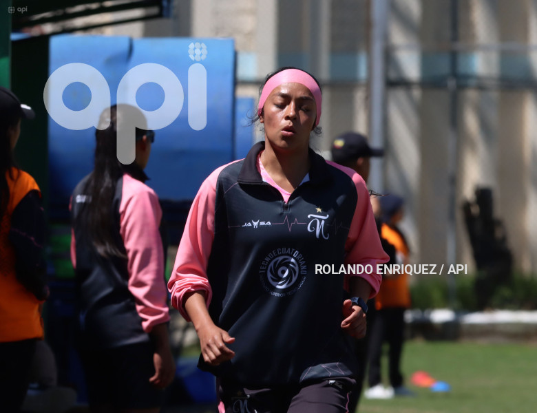 FBL-SUPERLIGA-FEMENINA-NANAS-ESPUCE