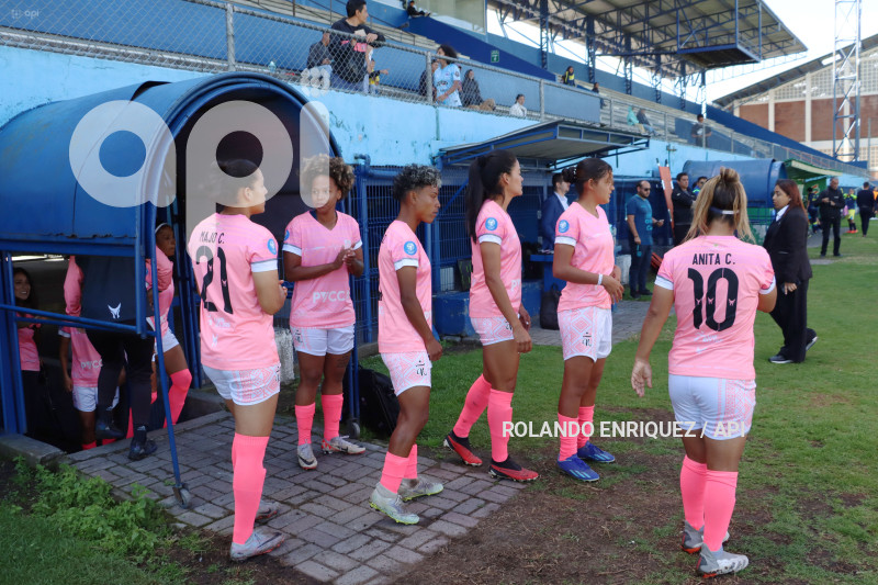FBL-SUPERLIGA-FEMENINA-NANAS-ESPUCE
