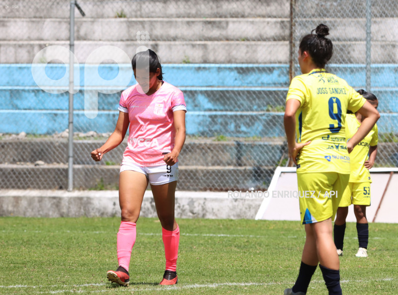 FBL-SUPERLIGA-FEMENINA-NANAS-ESPUCE