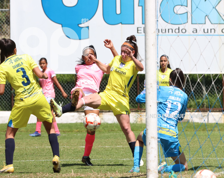 FBL-SUPERLIGA-FEMENINA-NANAS-ESPUCE