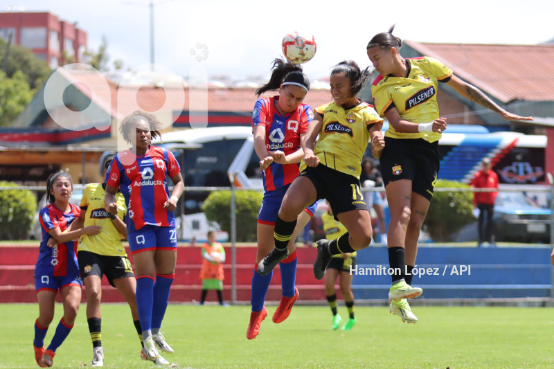 FBL-SUPERLIGA-FEMENINA-ECUABET-QUITO-BARCELONA