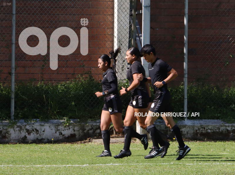FBL-SUPERLIGA-FEMENINA-NANAS-ESPUCE