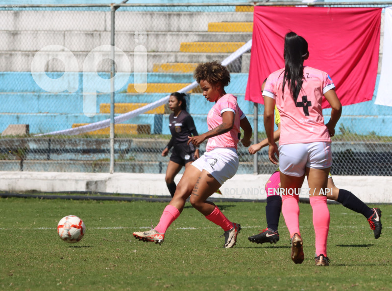 FBL-SUPERLIGA-FEMENINA-NANAS-ESPUCE
