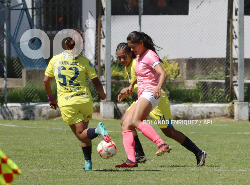 FBL-SUPERLIGA-FEMENINA-NANAS-ESPUCE