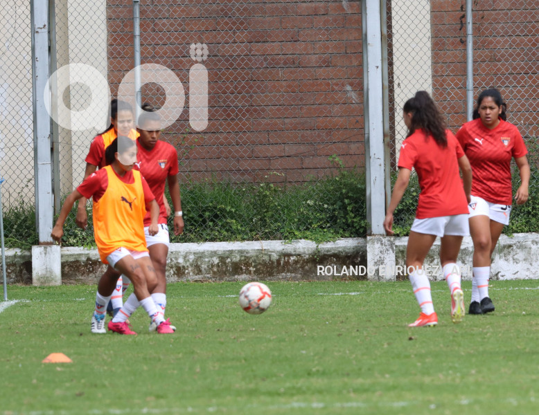 FBL-SUPERLIGA-FEMENINA-NACIONAL-LDU