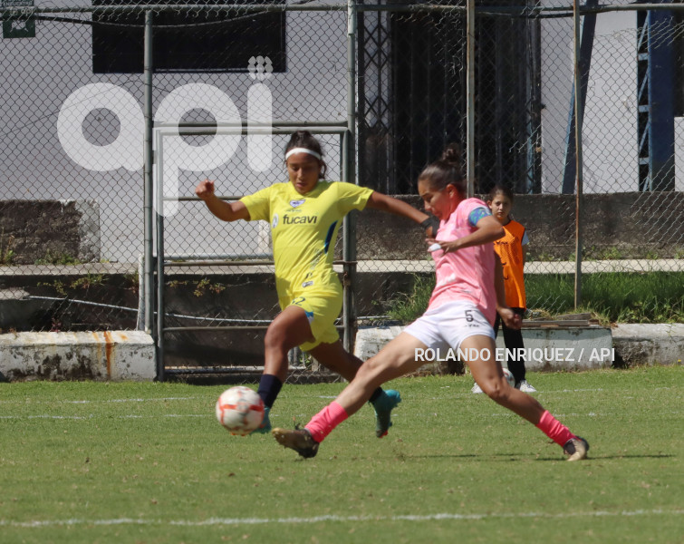FBL-SUPERLIGA-FEMENINA-NANAS-ESPUCE