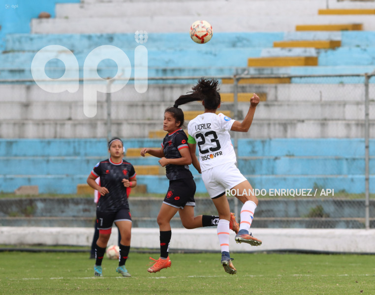 FBL-SUPERLIGA-FEMENINA-NACIONAL-LDU