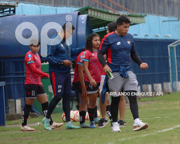 FBL-SUPERLIGA-FEMENINA-NACIONAL-LDU