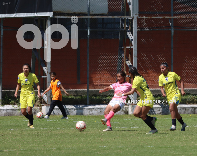 FBL-SUPERLIGA-FEMENINA-NANAS-ESPUCE