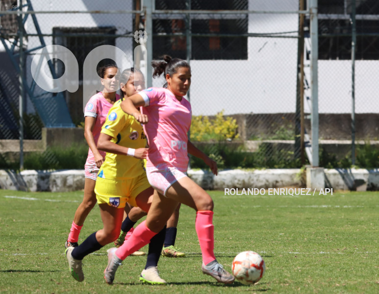 FBL-SUPERLIGA-FEMENINA-NANAS-ESPUCE