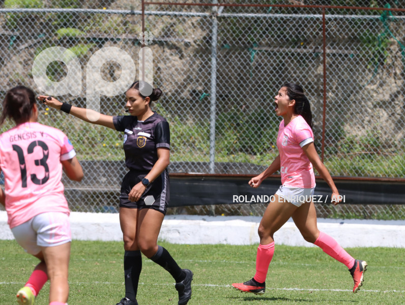 FBL-SUPERLIGA-FEMENINA-NANAS-ESPUCE