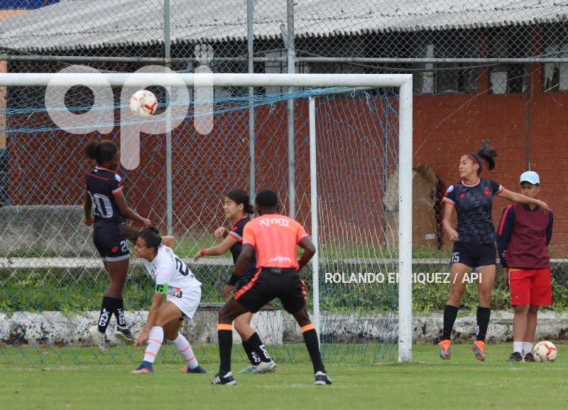 FBL-SUPERLIGA-FEMENINA-NACIONAL-LDU