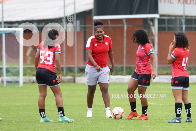 FBL-SUPERLIGA-FEMENINA-NACIONAL-LDU