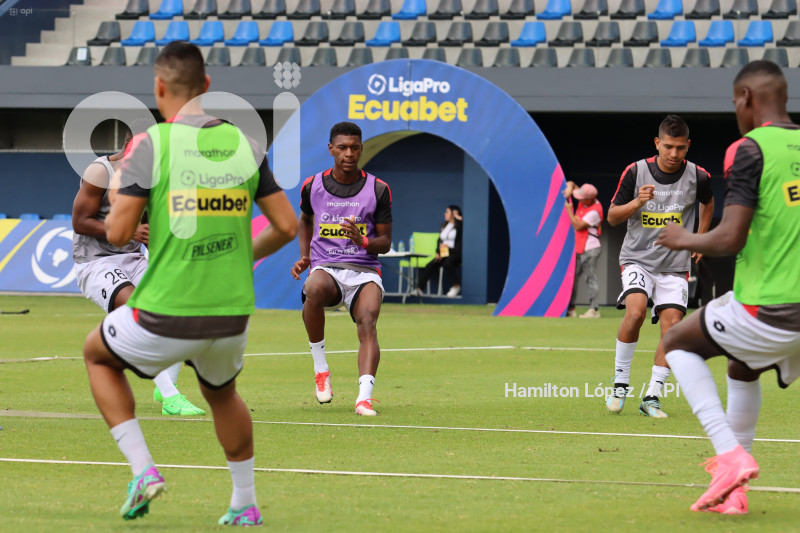 FBL-LIGA-PRO-ECUABET-SERIEB-CUNIBURO-GUAYAQUIL-CITY