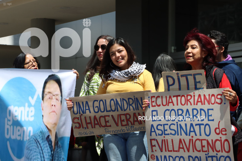 PLANTON-FAMILIARES-VILLAVICENCIO