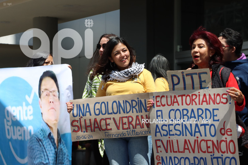 PLANTON-FAMILIARES-VILLAVICENCIO