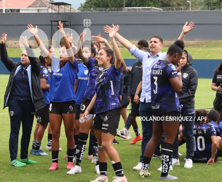 FBL-SUPERLIGA-FEMENINA-DRAGONAS-IDV-NANAS