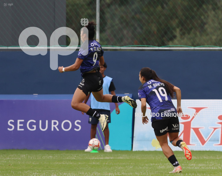 FBL-SUPERLIGA-FEMENINA-DRAGONAS-IDV-NANAS