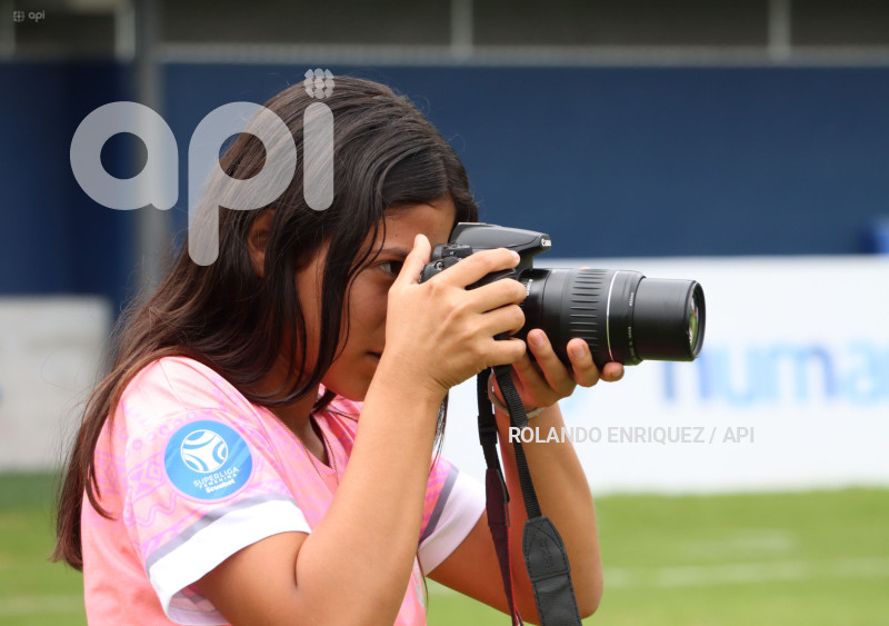 FBL-SUPERLIGA-FEMENINA-DRAGONAS-IDV-NANAS