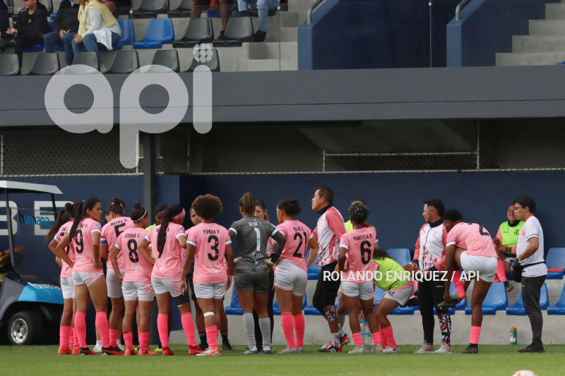 FBL-SUPERLIGA-FEMENINA-DRAGONAS-IDV-NANAS