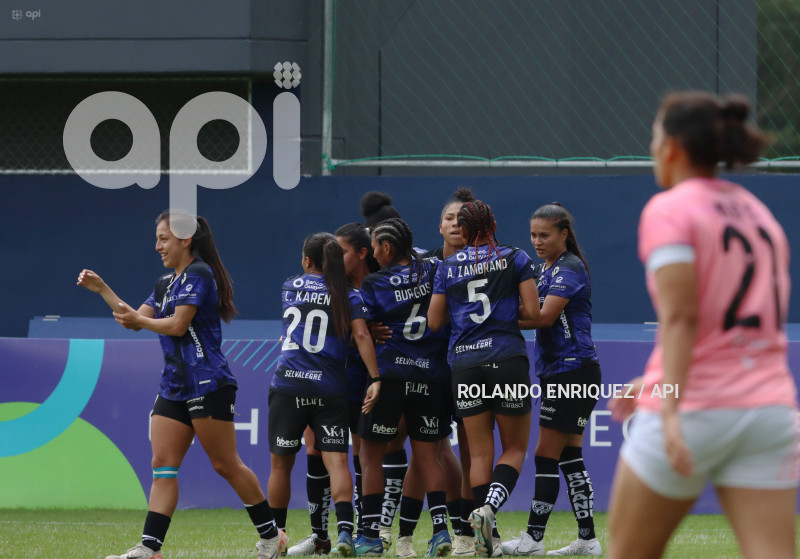 FBL-SUPERLIGA-FEMENINA-DRAGONAS-IDV-NANAS