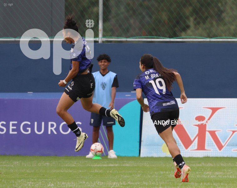 FBL-SUPERLIGA-FEMENINA-DRAGONAS-IDV-NANAS