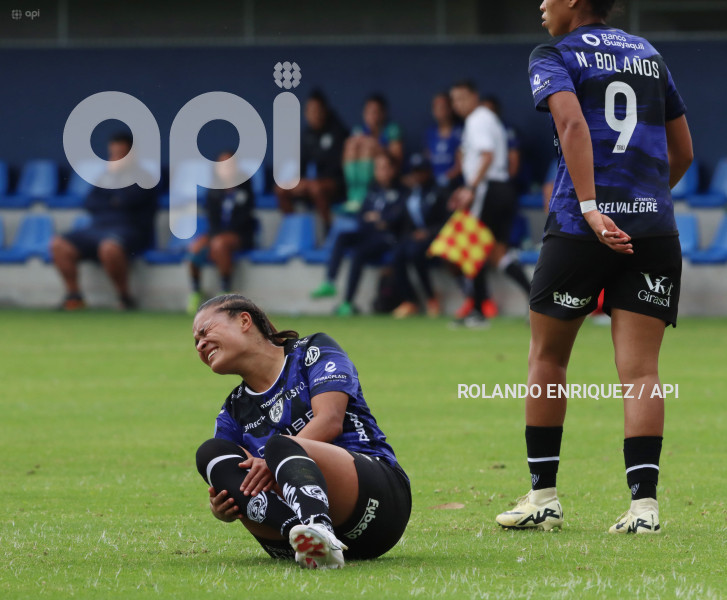 FBL-SUPERLIGA-FEMENINA-DRAGONAS-IDV-NANAS