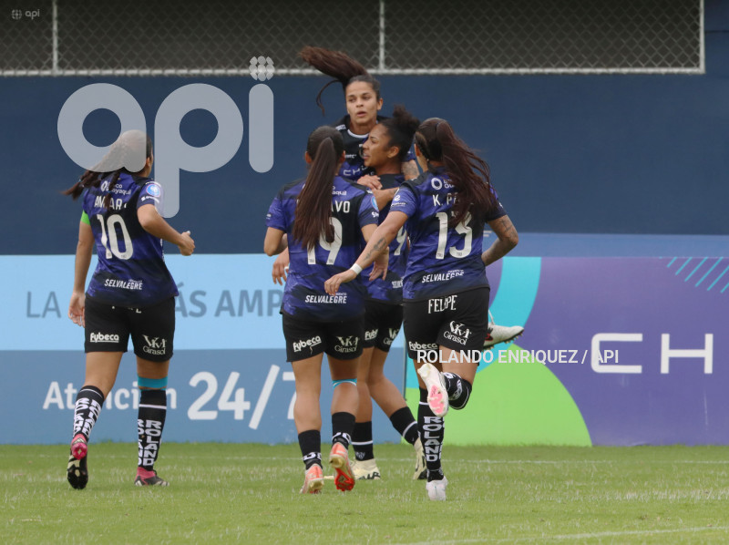 FBL-SUPERLIGA-FEMENINA-DRAGONAS-IDV-NANAS